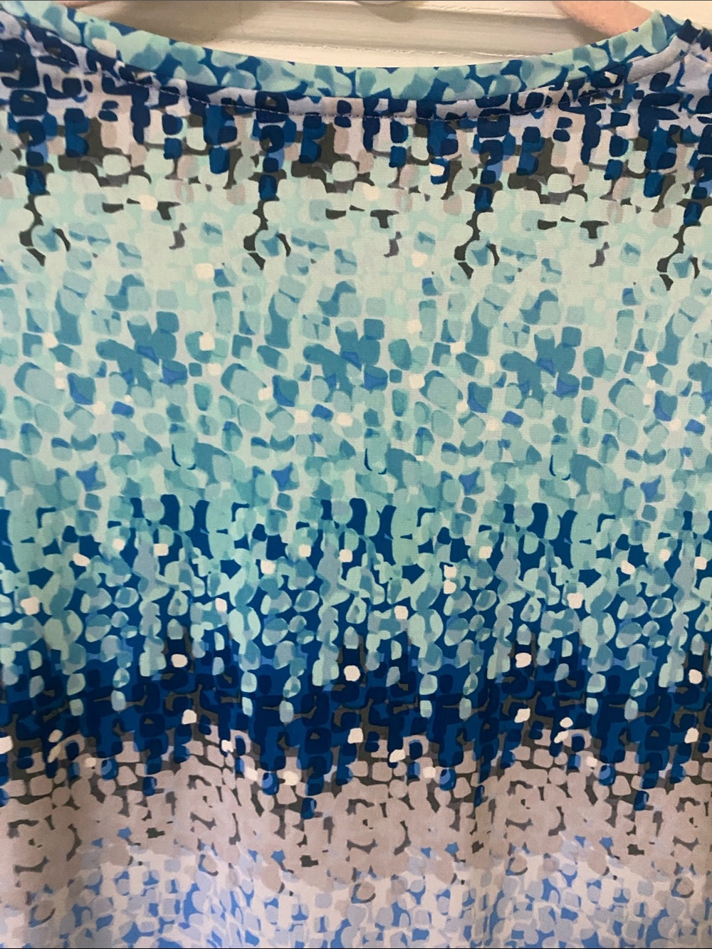 Allison Daley Blue Abstract Patterned Short Sleeve Top - Small Petite - Picture 6 of 7